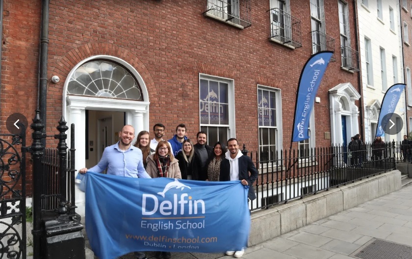 Delfin English School