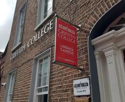 Entrada del campus de Limerick
