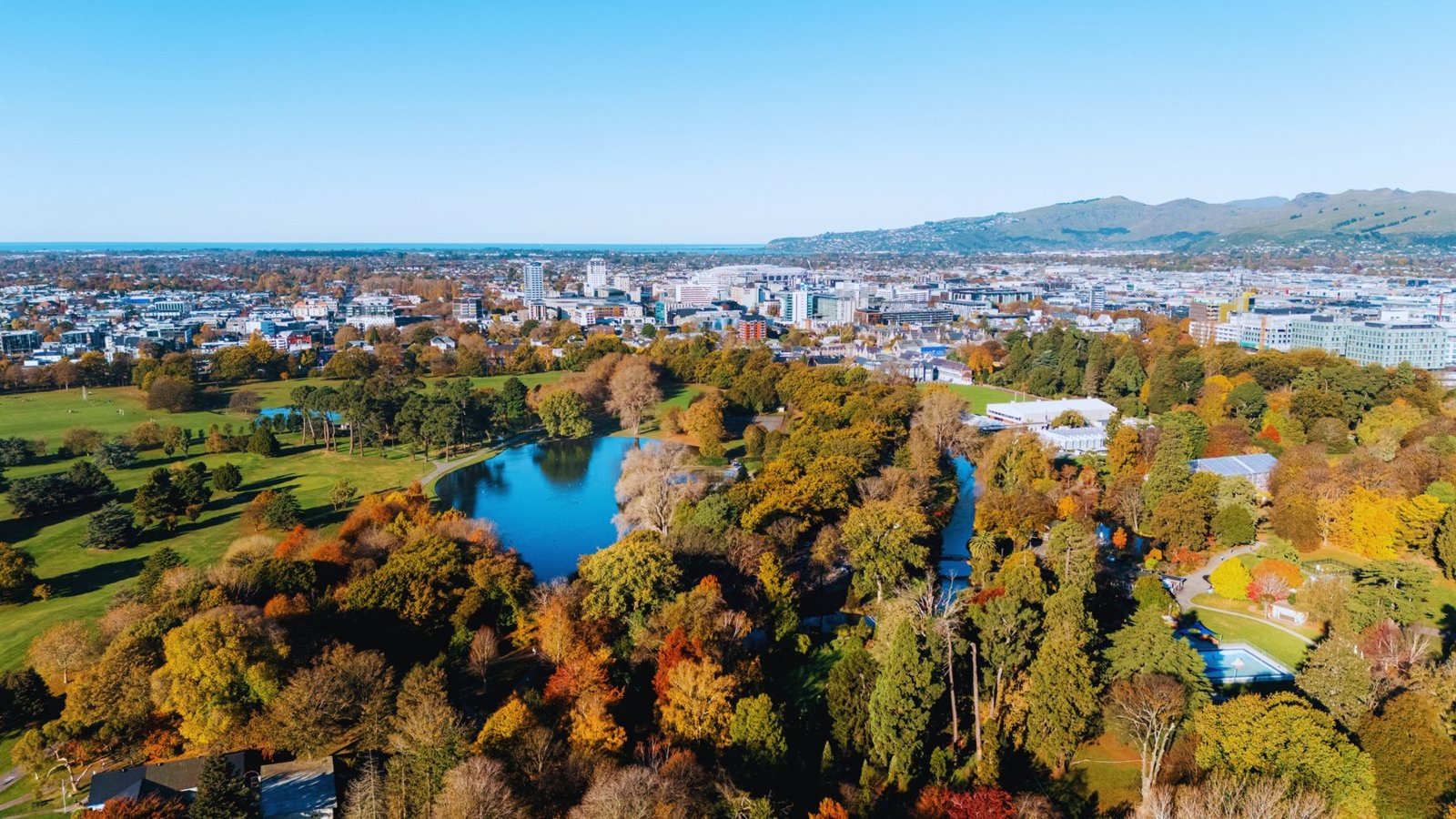Christchurch y el Hagley Park desde el aire